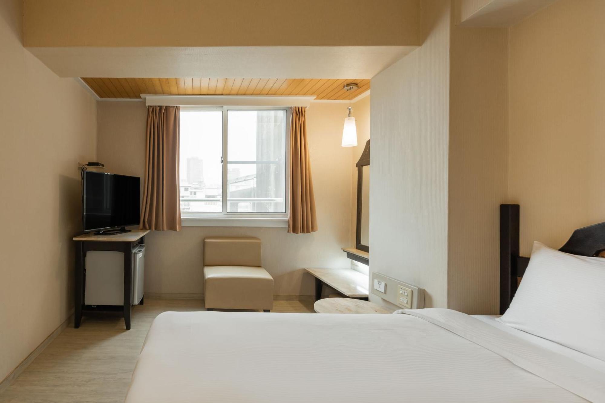 Kindness Hotel Weiwuying Kaohsiung Cameră foto